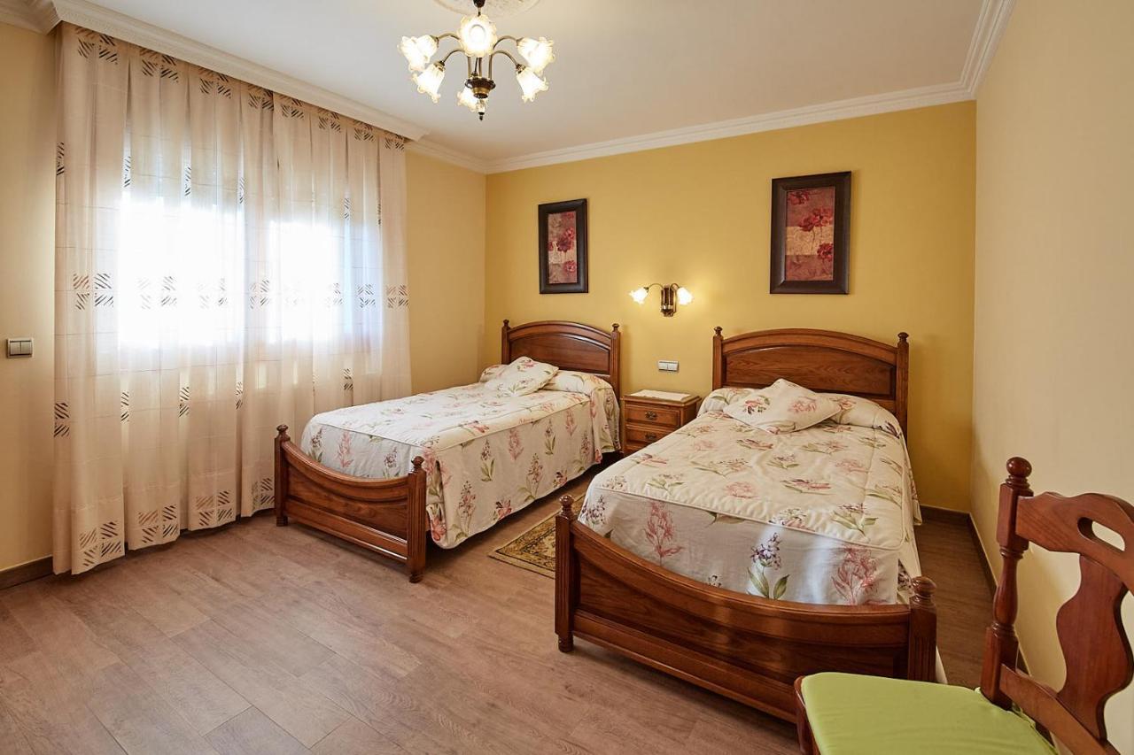 Alojamiento Extrahotelero Casa Ernestina Castillo  外观 照片