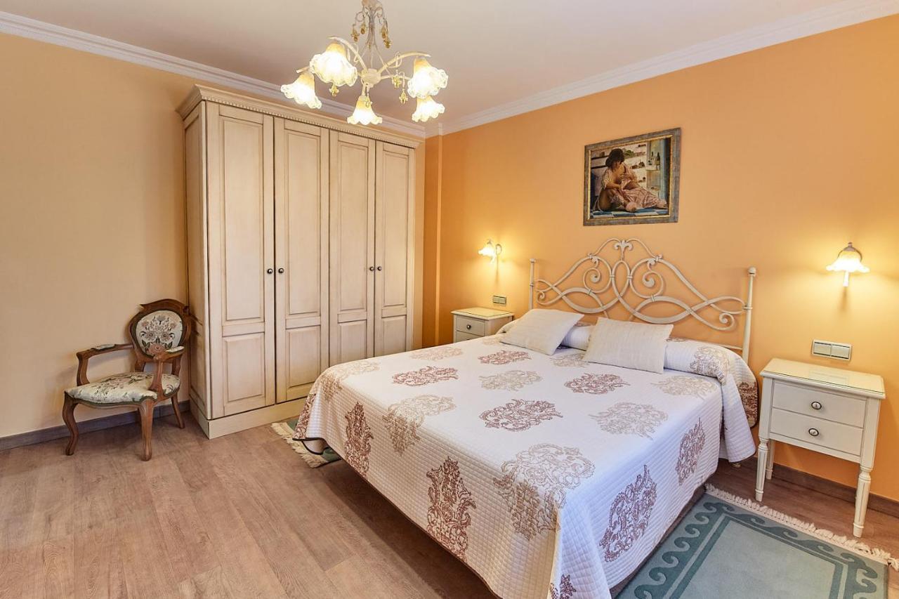 Alojamiento Extrahotelero Casa Ernestina Castillo  外观 照片